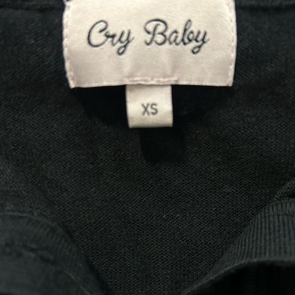 Cry Baby Black Crop Top Polo with Adorable Deer Design - Picture 3 of 4